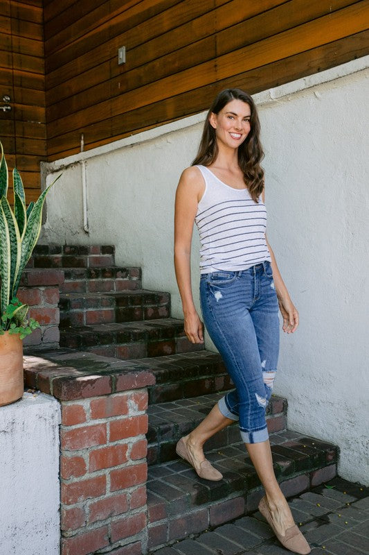 Mid Rise Cuffed Distressed Capri Plus 78100