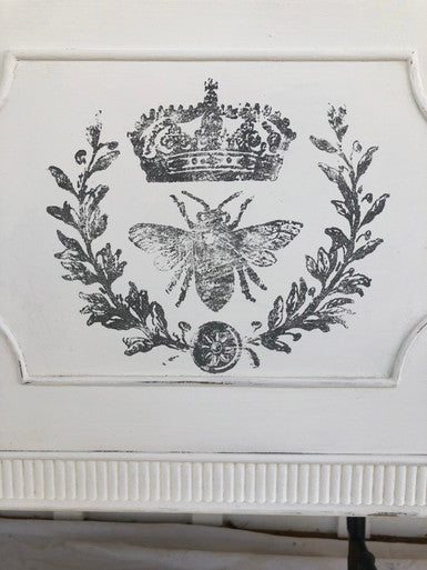 Queen Bee 12x12 Decor Stamp™