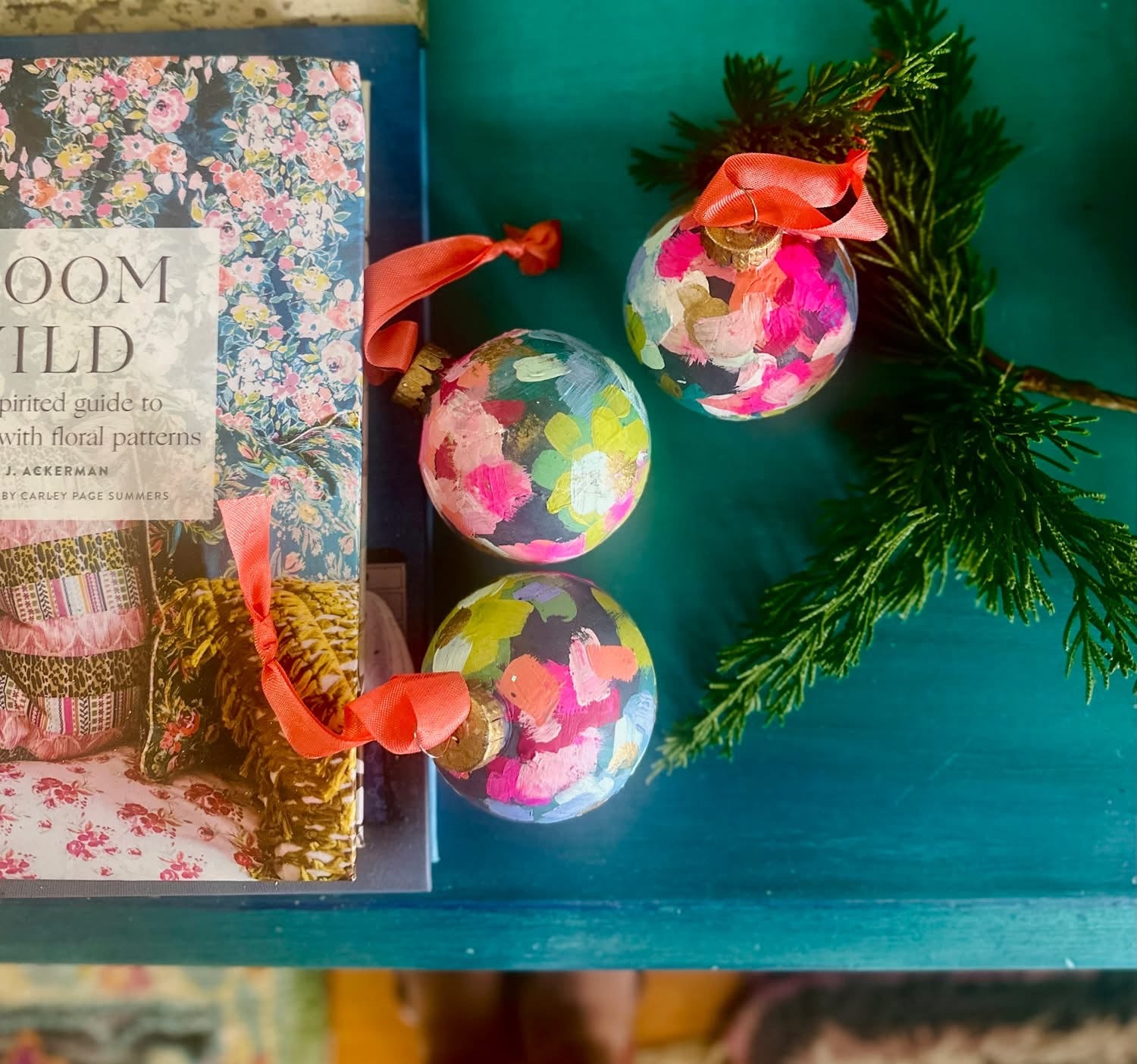 DIY Paint Mixology Lab - Holiday Sampler Box - 8 Colors