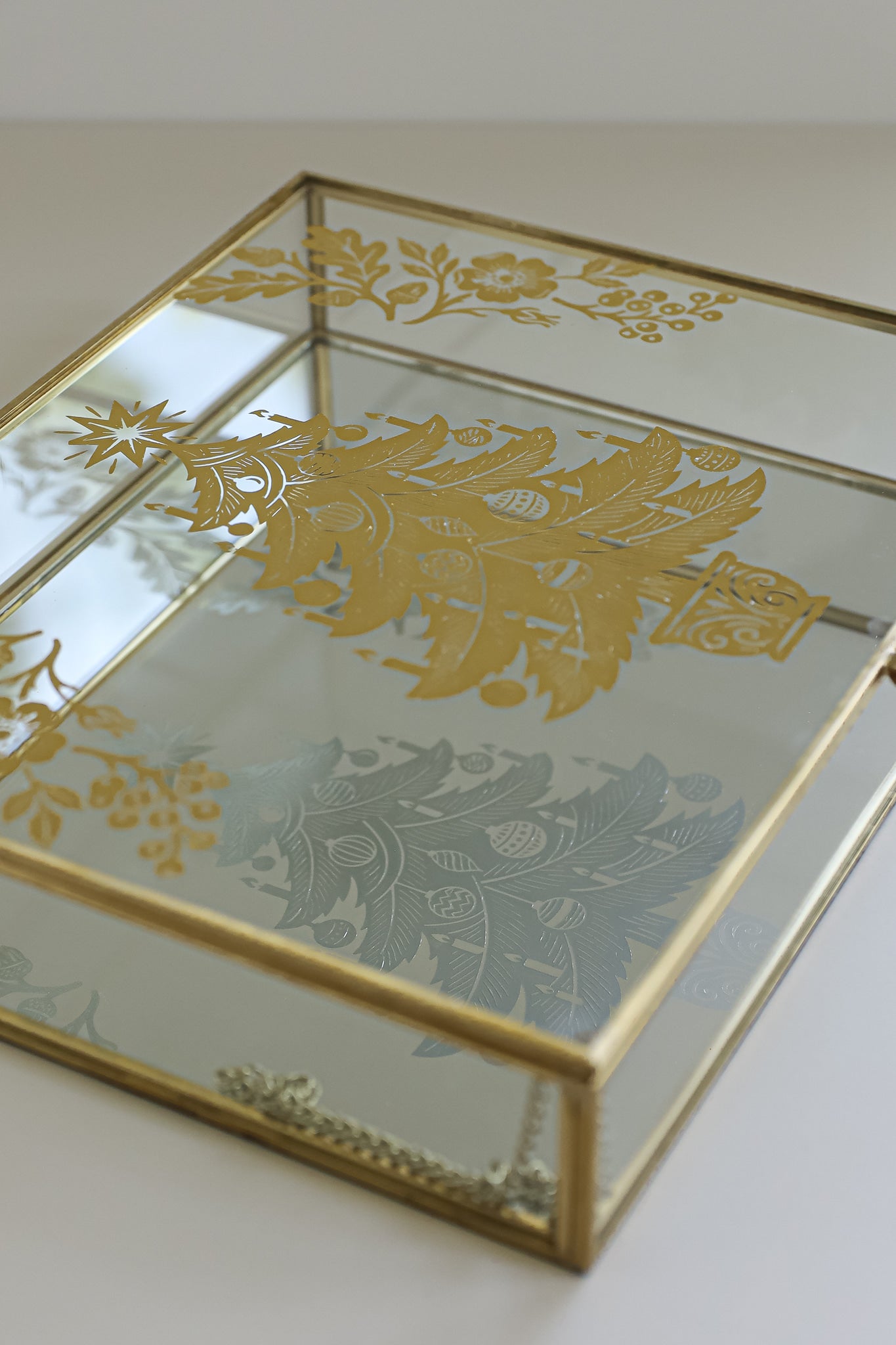 Angels Sing | IOD Gilded Foil Transfer | 8 Pages | 8"x12"