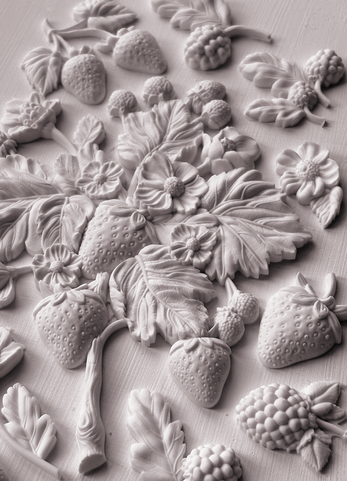 Wild Berries 6×10 Decor Moulds™