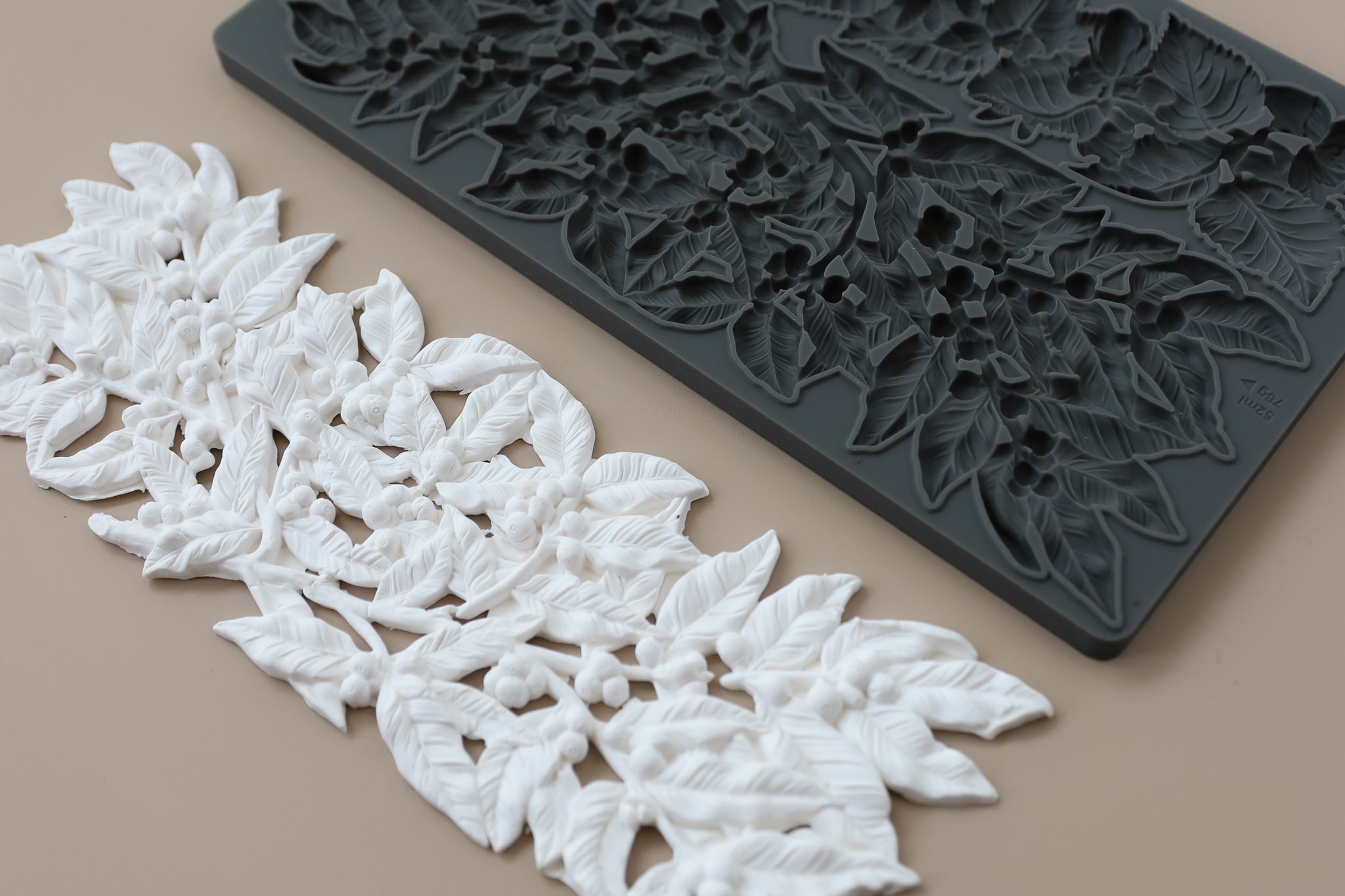 Hazel & Bay 6x10 IOD Decor Mould™