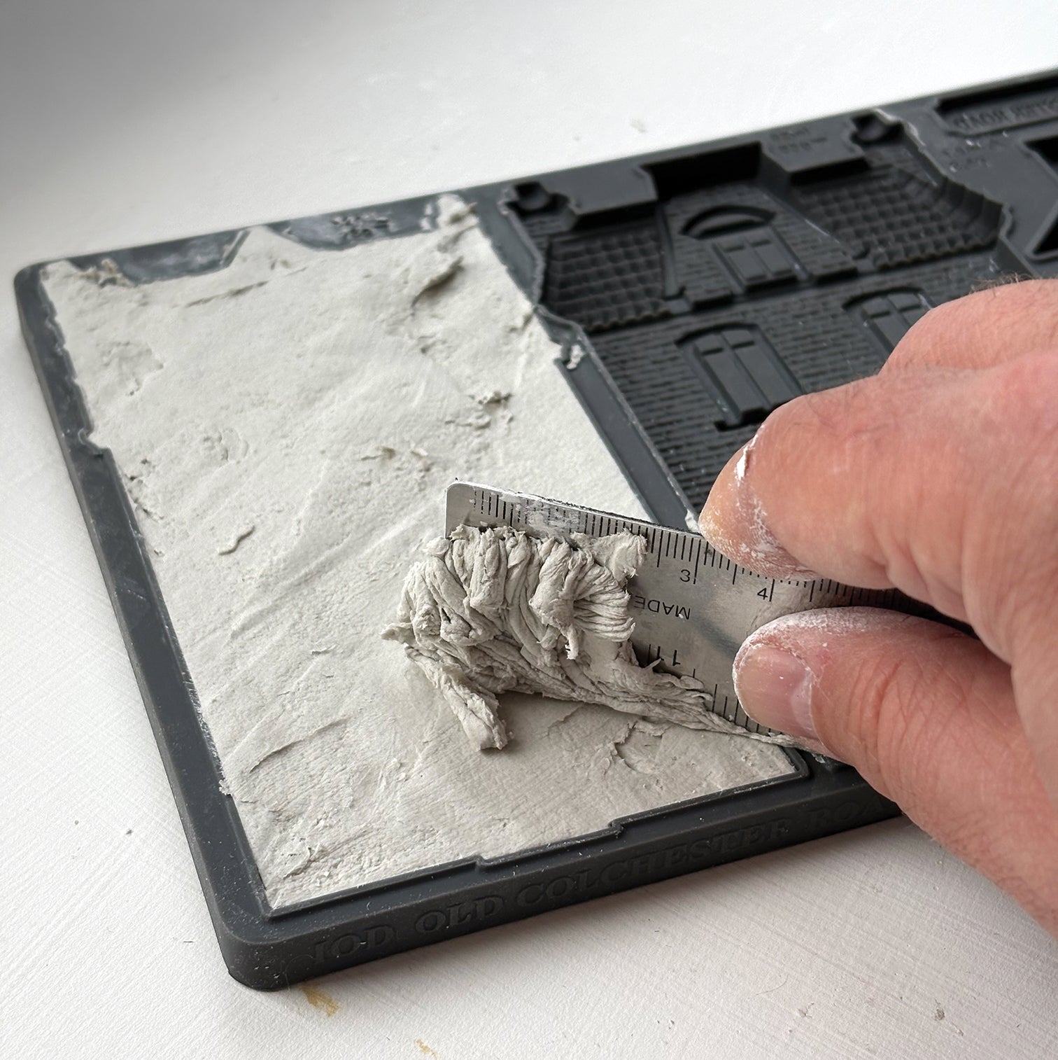 Old Colchester Road 6x10 IOD Decor Mould™