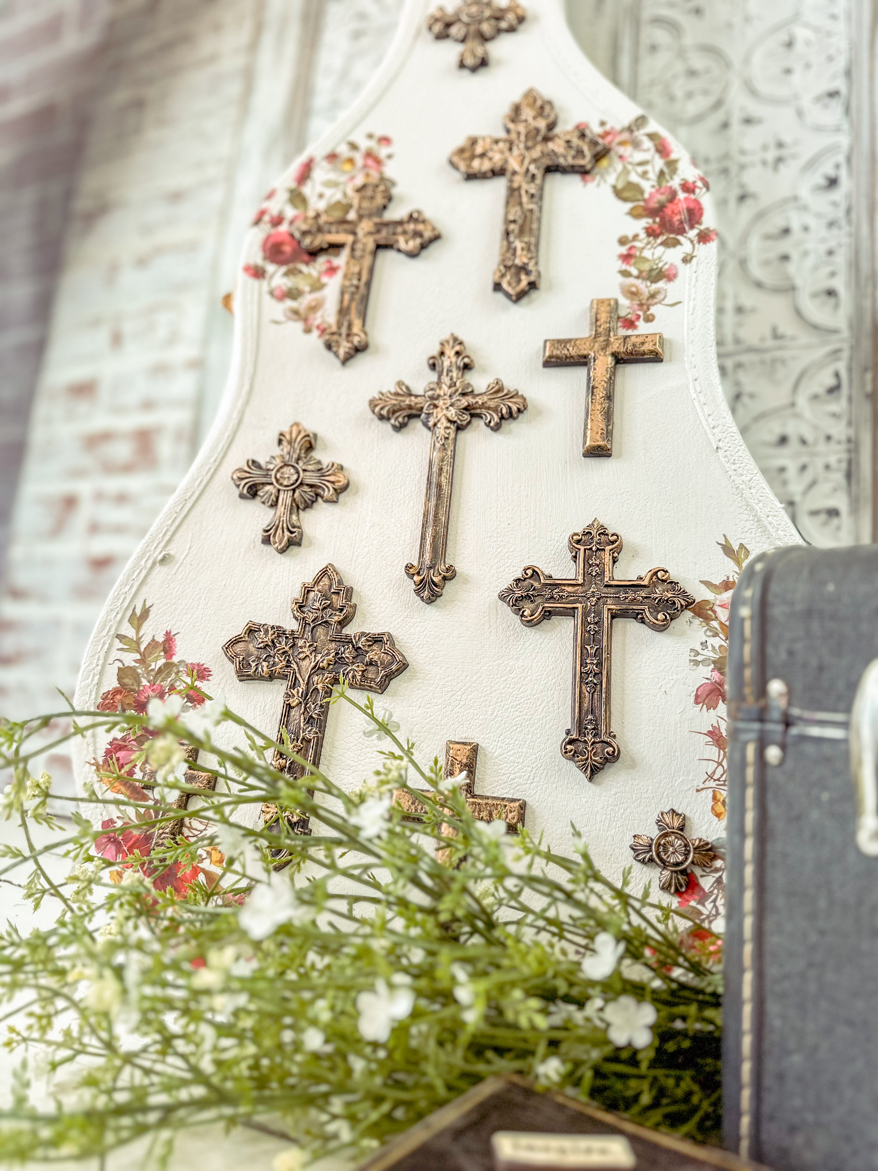 Les Croix 6×10 Decor Moulds™