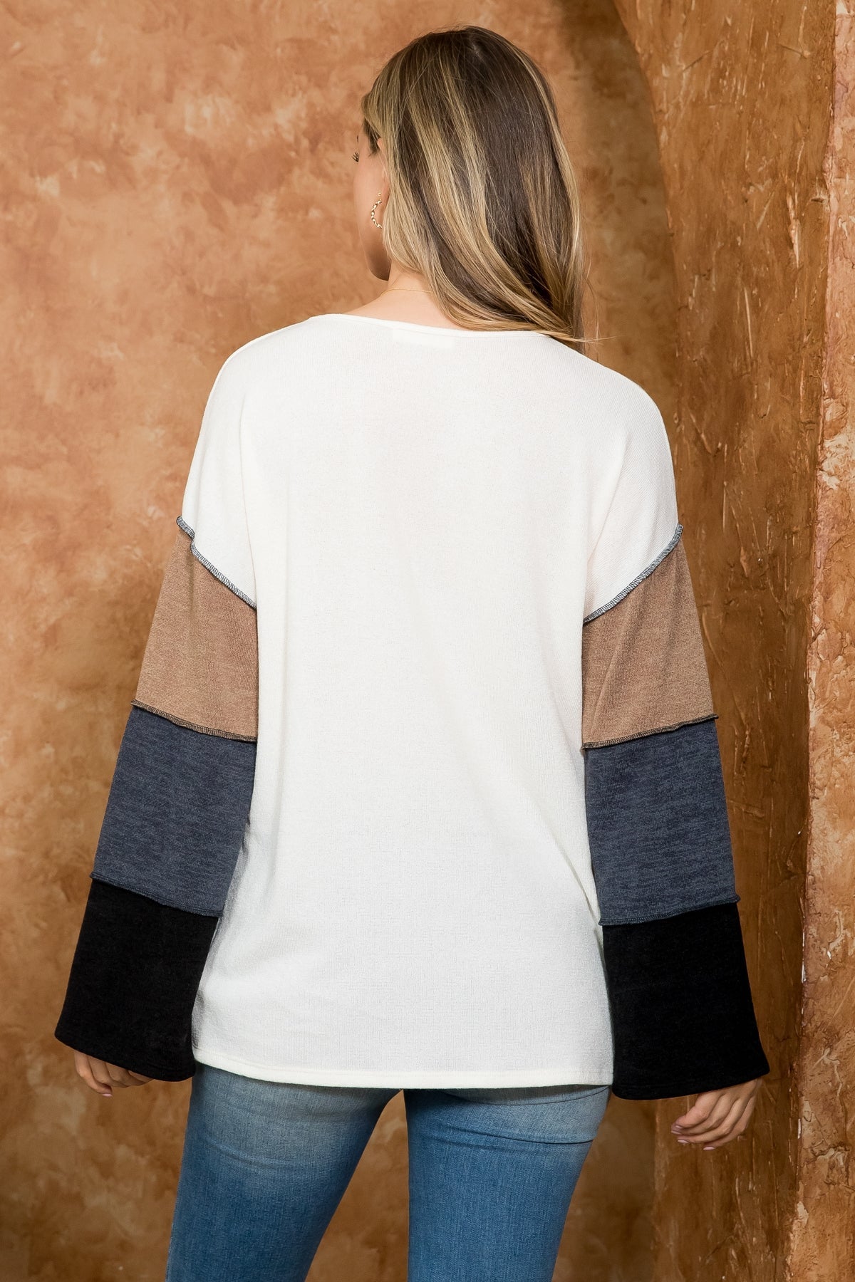 REVERSED COVERSTITCH COLOR BLOCK TOP